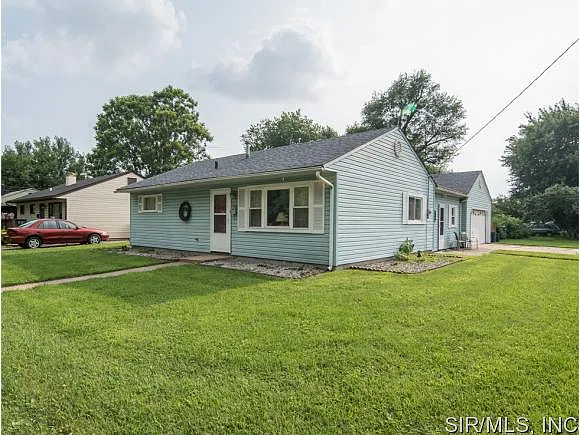 3115 Rodger Ave photo 1