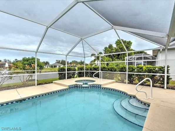 9141 Pittsburgh Blvd, Fort Myers, FL 33967