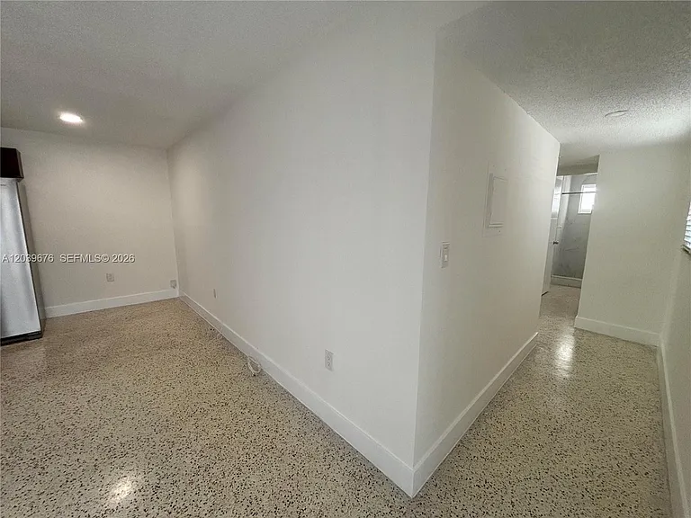 458 E 31st St #3 — Photo 6