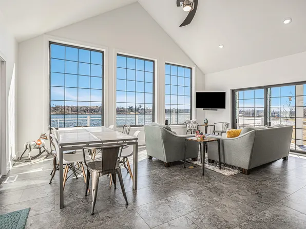 4893 Lakefront Dr, Delton, MI 49046