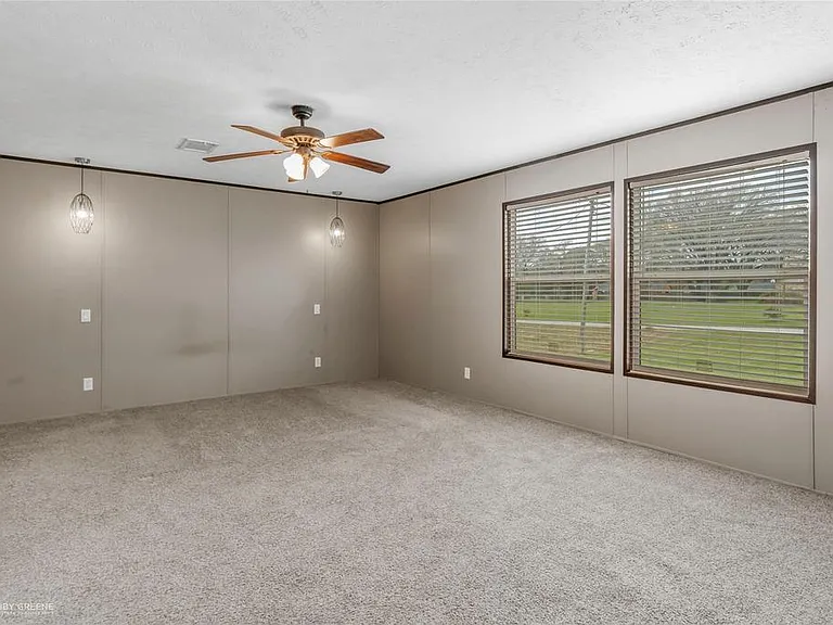 132 Nelson Dr — Photo 12