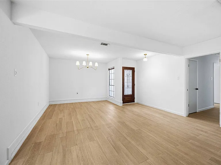 16202 Mill Point Dr — Photo 11