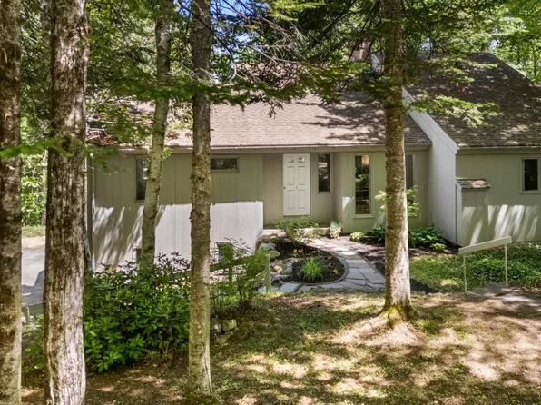 10 Wedgewood Drive, Grantham, NH 03753