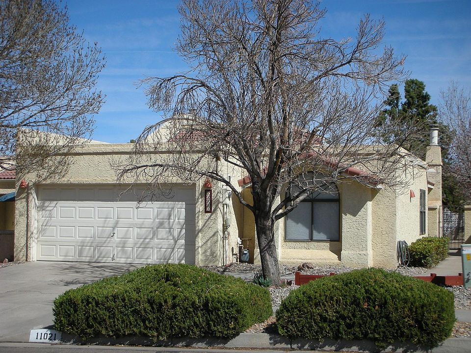 1st image of 11021 Malaguena Ln NE