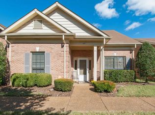 8610 Sawyer Brown Rd, Nashville, TN 37221