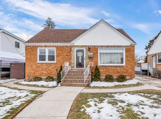 4056 Kolze Ave, Schiller Park, IL 60176