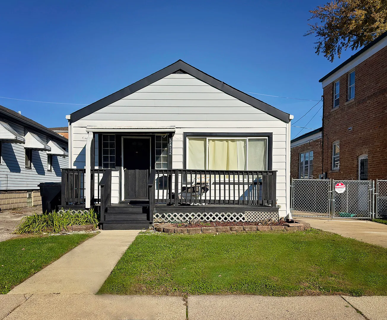 3432 W 114th St photo 1