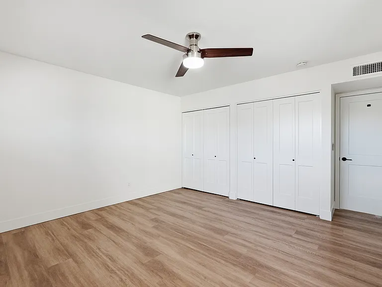 1034 E Hermosa Dr — Photo 14