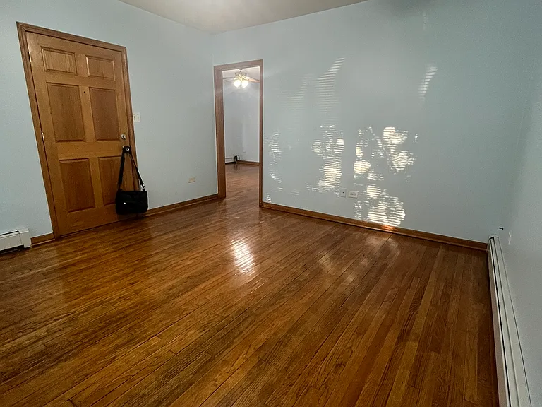 7139 S Rockwell St #1F — Photo 12