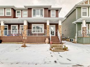 29 Redstone Cmn NE, Calgary, AB T3N0K3