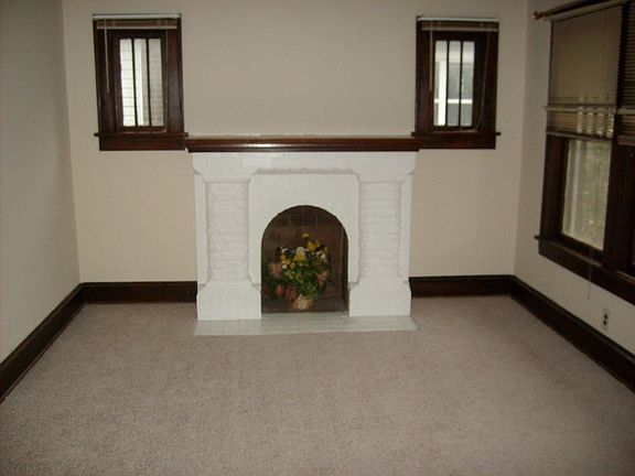 4th image of 5334 Park Ave
