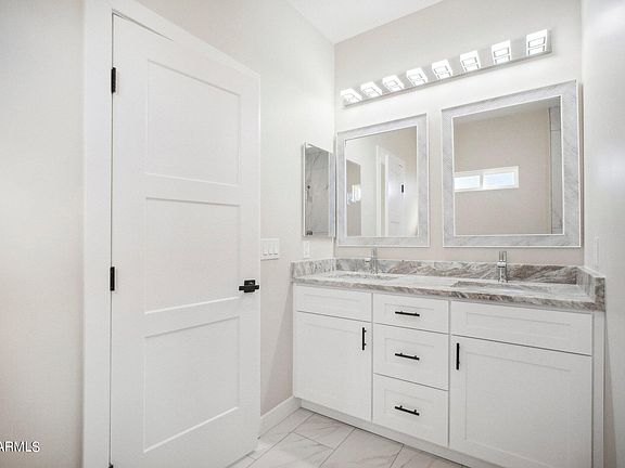 4th image of 21545 W LAURA Street