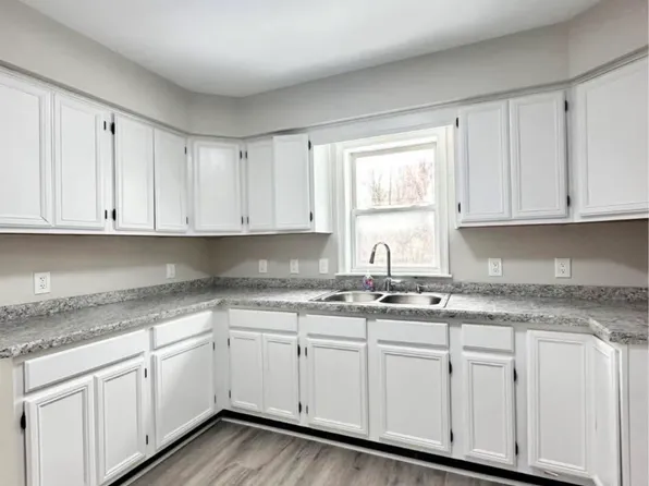 24 Magnolia Rd #3, Oswego, NY 13126