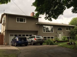 4439 NE Holman St, Portland, OR 97218