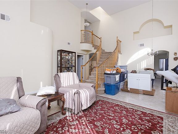 5th image of 9424 Calico Garden Ave