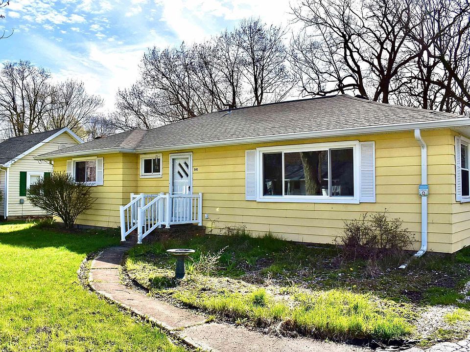 1st image of 841 N Clarkdale Dr