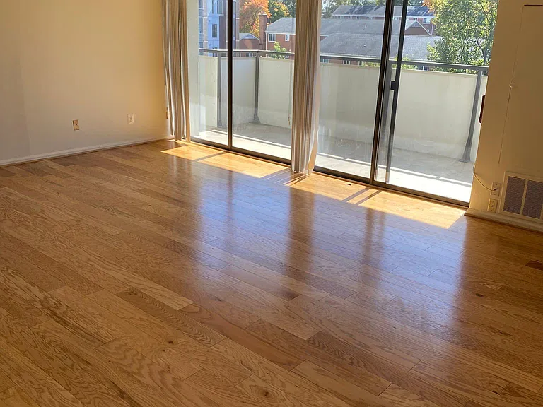 beautiful spacious 1 bd 2 bath 1100sq ft