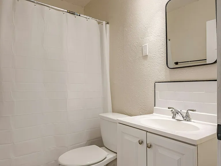 6212 Walrond Ave — Photo 16