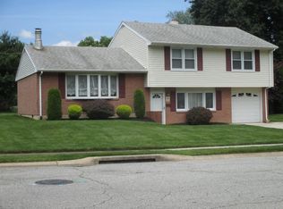 2017 Floral Dr, Wilmington, DE 19810