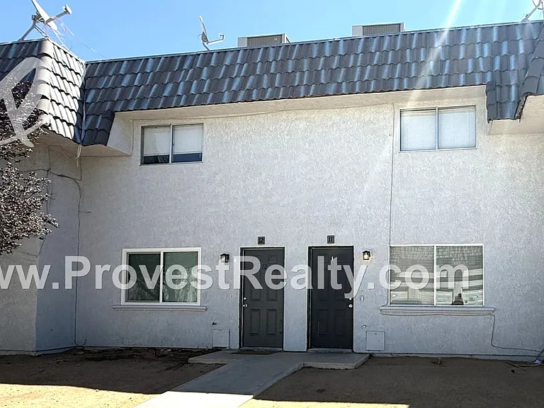 Sioux Rd 22526- / AVT 2 LLC — Photo 2