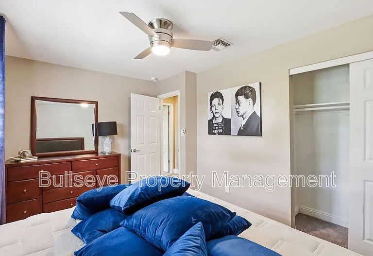4607 N 82nd St — Photo 28