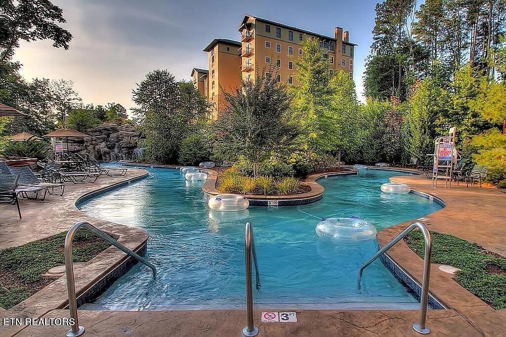 212 Dollywood Ln UNIT 460