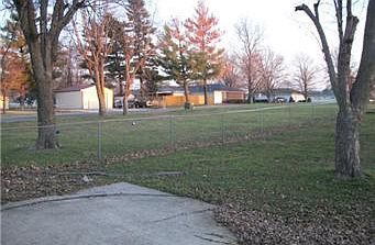 3rd image of 725 W 29th St