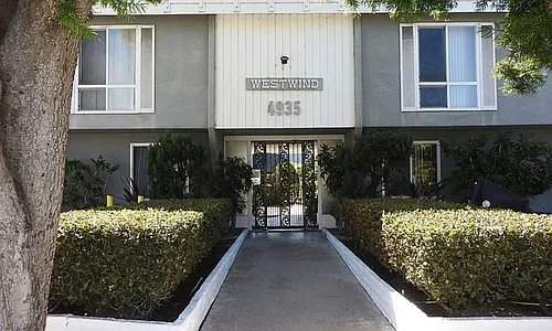 4935 Niagara Ave Photo 1
