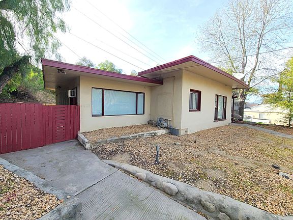 2nd image of 11298 San Mateo Dr #E