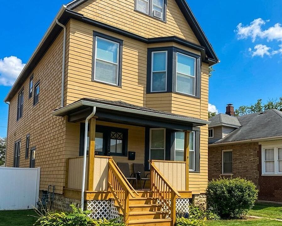 1st image of 12629 Maple Ave