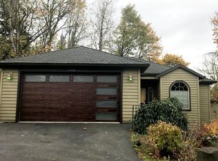 11450 SW Capitol Hwy, Portland, OR 97219