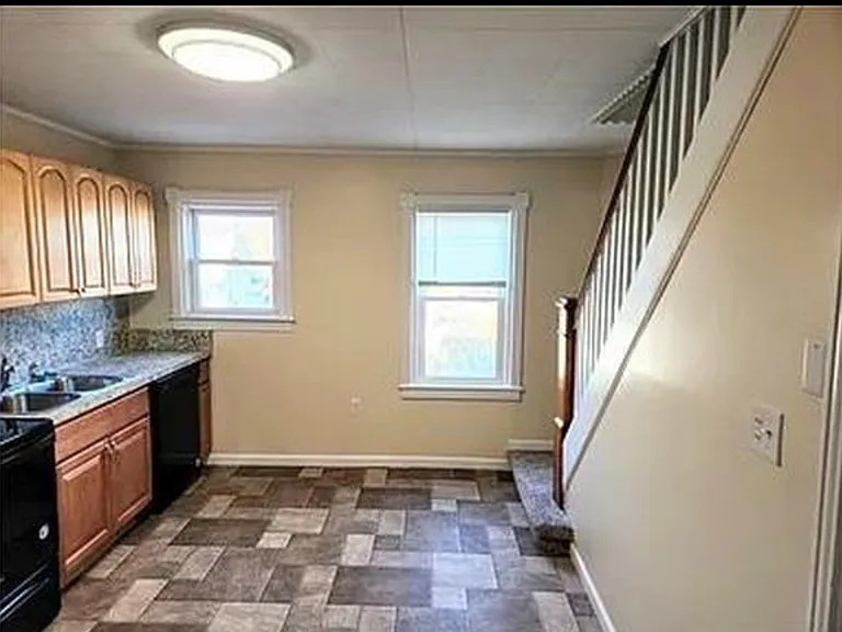 1344 Vienna St — Photo 5