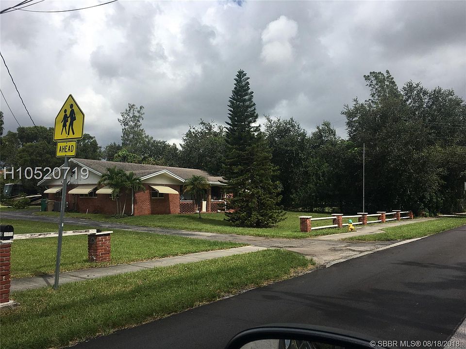 1st image of 4765 SW 61st Ave
