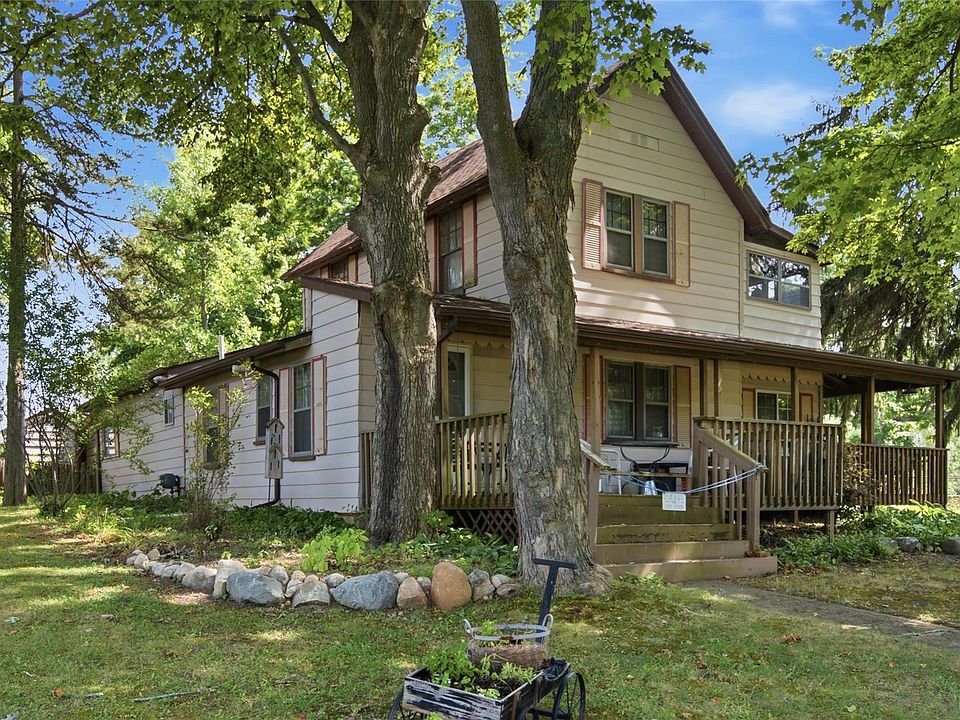 1st image of 409 Legrande St