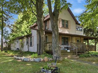 409 Legrande St, Holly, MI 48442