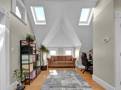 22 Lowell St #3, Somerville, MA, 02143