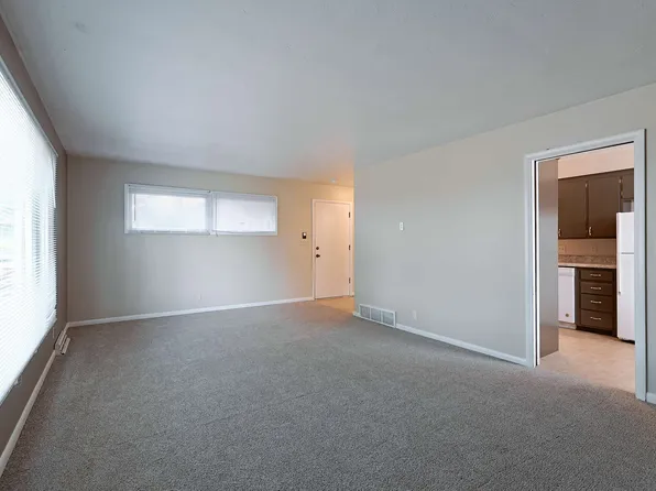 4615 Eden Cir, Lincoln, NE 68506