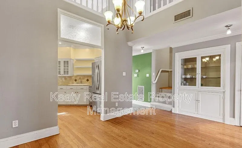 2 bed, 2.0 bath, 1750 sqft, $1,950 — Photo 4