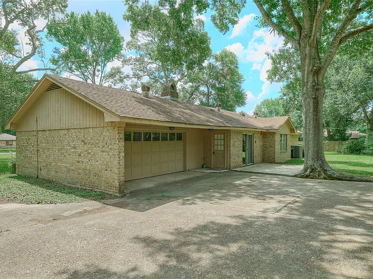 24803 Lori Ln — Photo 38
