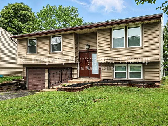 3rd image of 2568 Stonington Ave