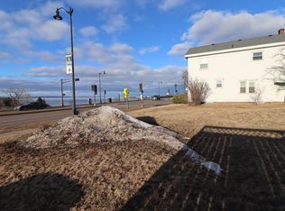 1306 Lake Shore Dr W, Ashland, WI 54806