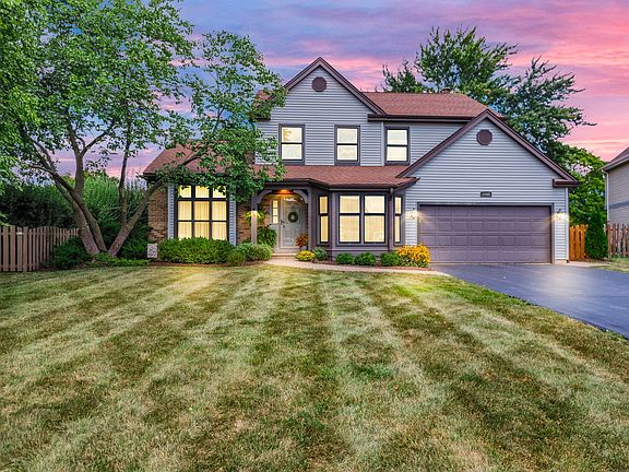 4th image of 2408 Kenmore Ct