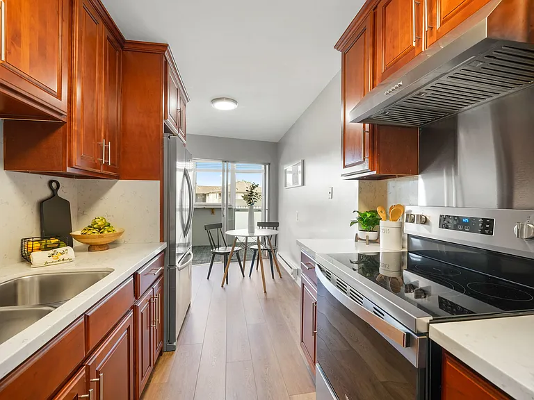 2137 Otis Dr #111 — Photo 4