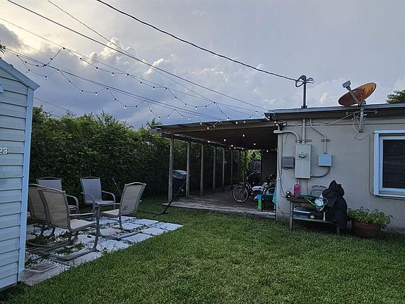 4th image of 1298 NE 180th St