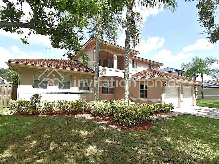14903 SW 159th Pl — Photo 1