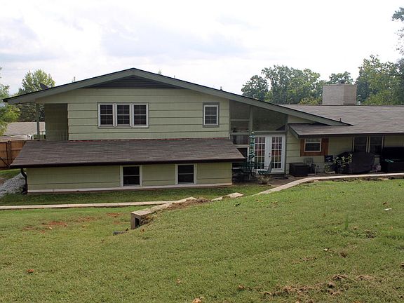 2nd image of 2929 Brabson Dr