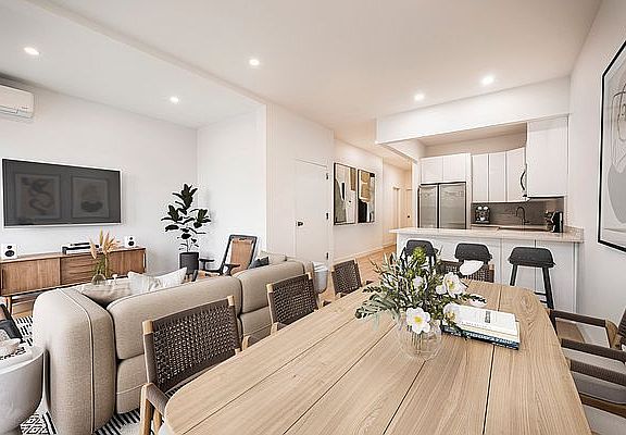 5th image of 358 7th Ave #4