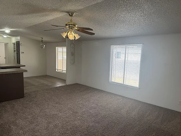 13729 W Maryland Ave — Photo 5
