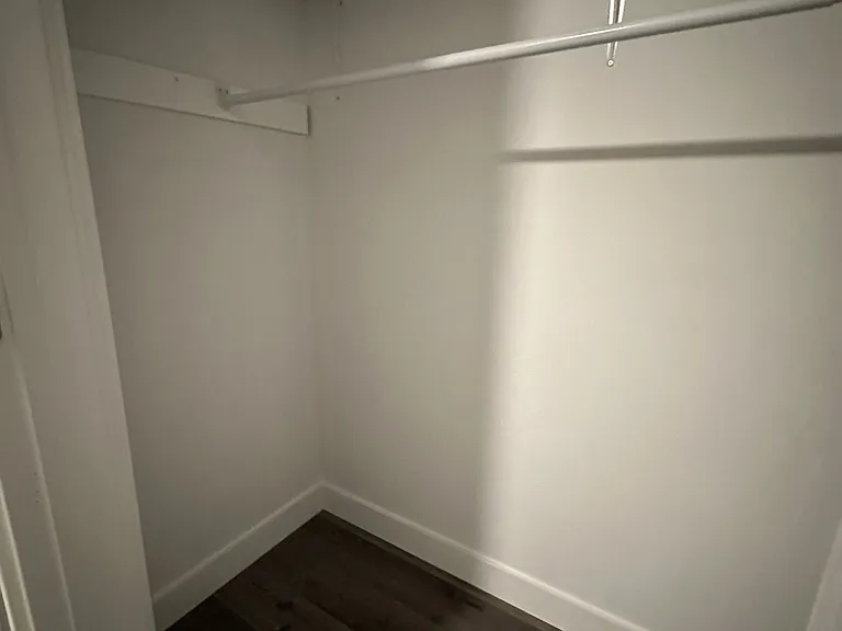 31 Everett St — Photo 17