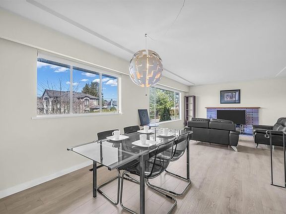 2nd image of 8620 Camden Cres
